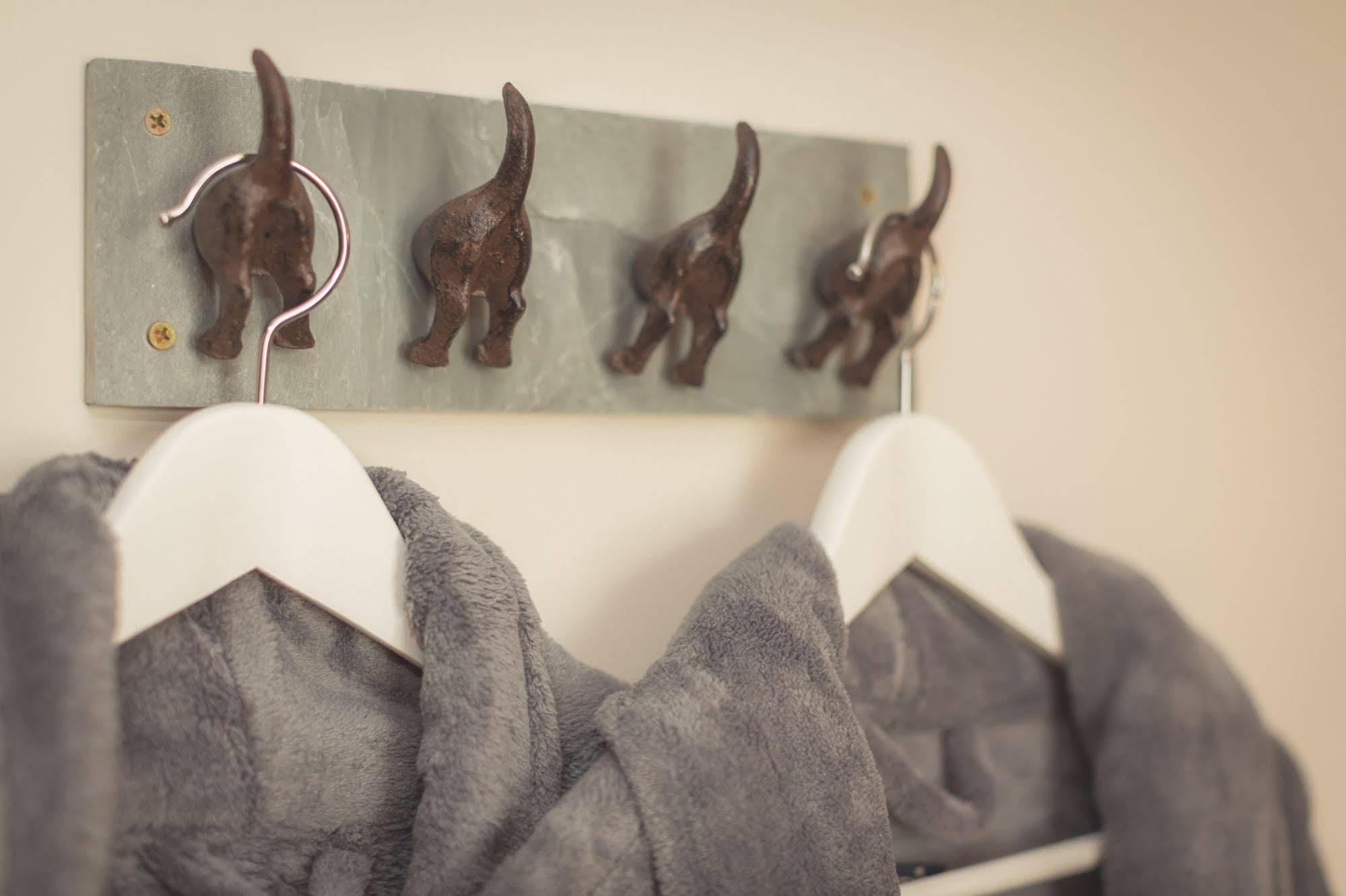 布里奇沃特 凉亭旅馆酒店 外观 照片 A coat rack