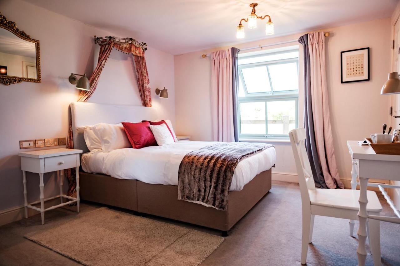 布里奇沃特 凉亭旅馆酒店 外观 照片 A bedroom at The Old Vicarage Hotel