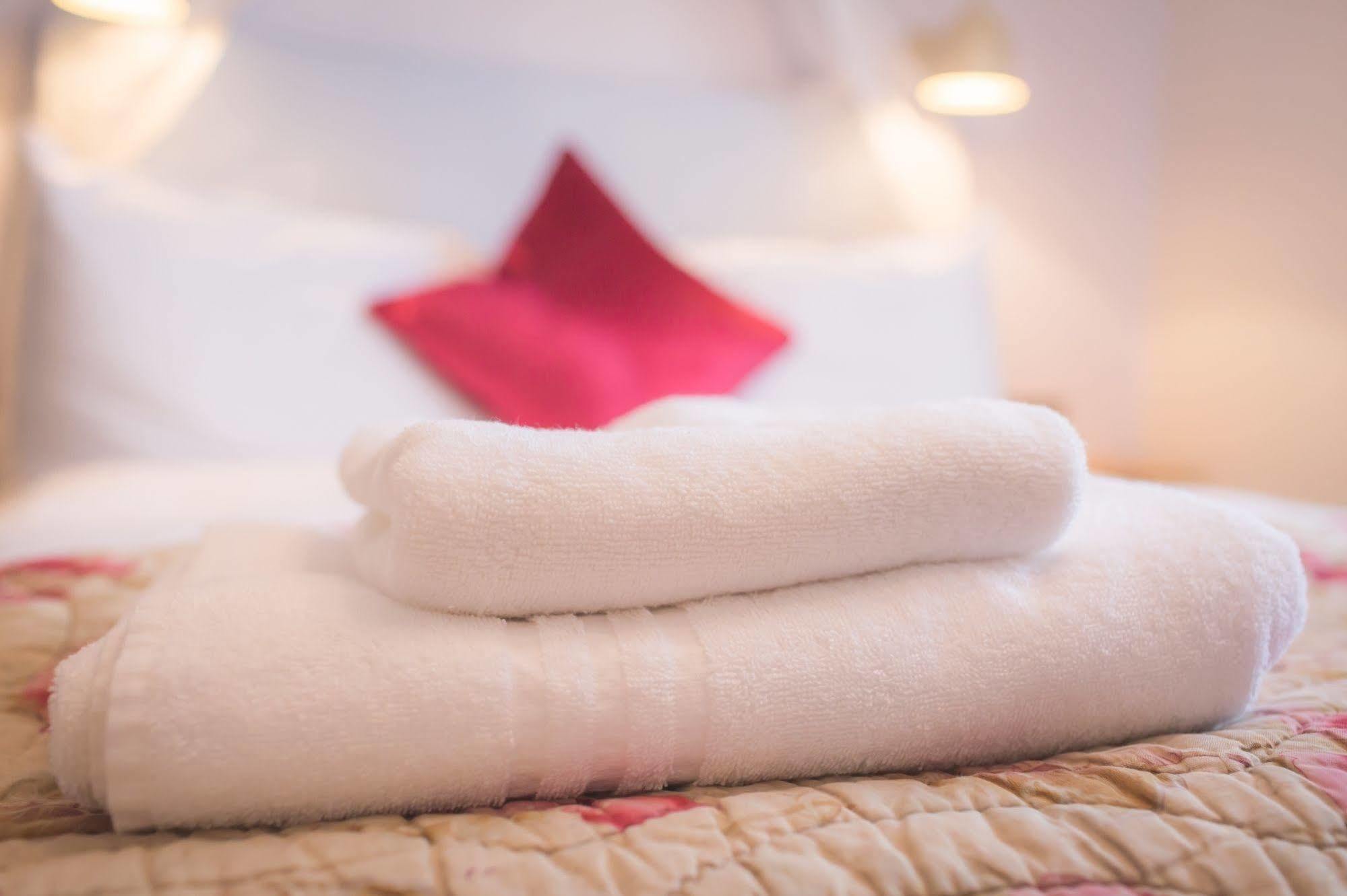 布里奇沃特 凉亭旅馆酒店 外观 照片 Towels
