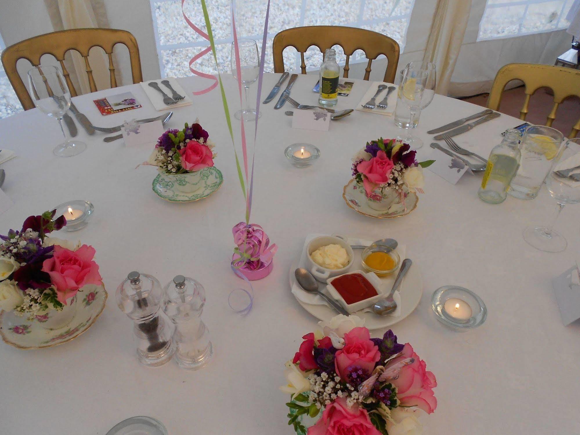 布里奇沃特 凉亭旅馆酒店 外观 照片 A table set for a wedding breakfast